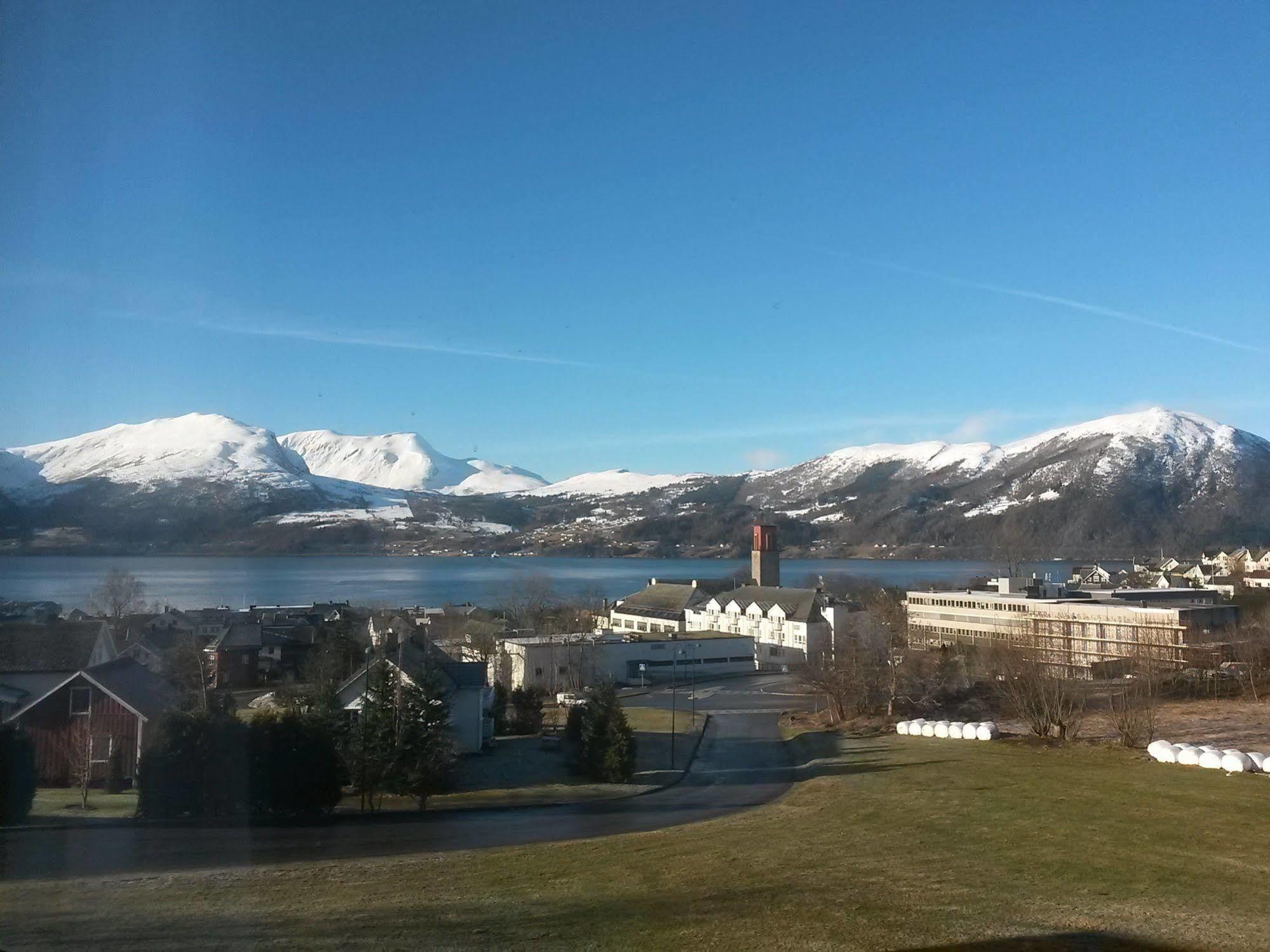 Volda Turisthotell Kültér fotó